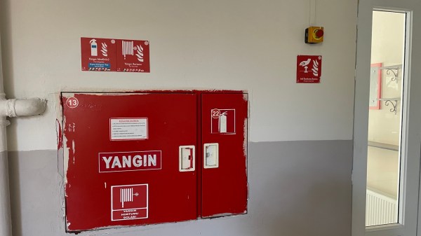 Ogretmenevi Acil Stop Uyari Levha